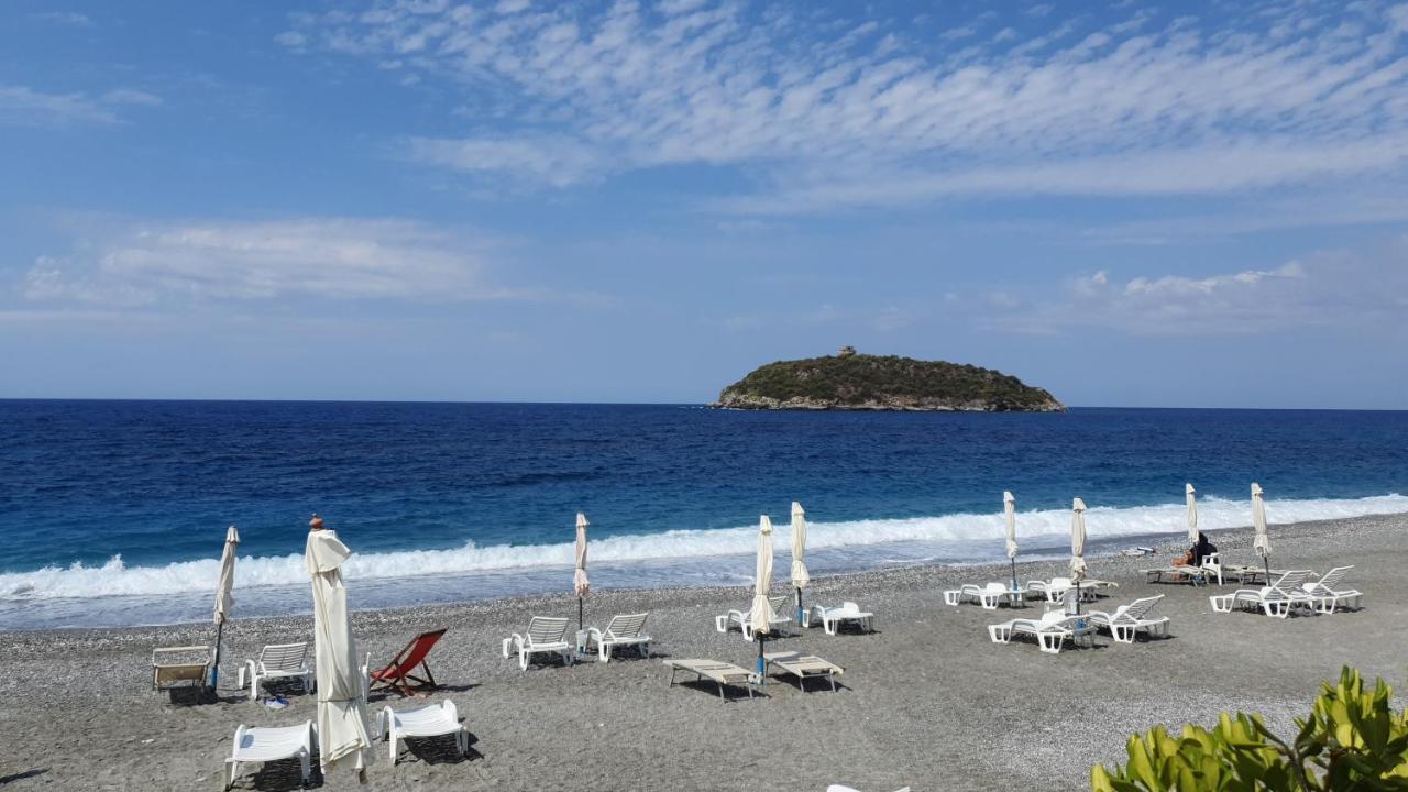 Villa Rosanna Diamante Bagian luar foto