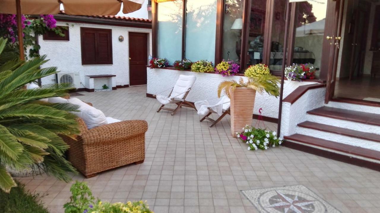 Villa Rosanna Diamante Bagian luar foto