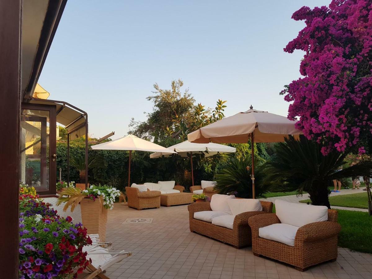Villa Rosanna Diamante Bagian luar foto